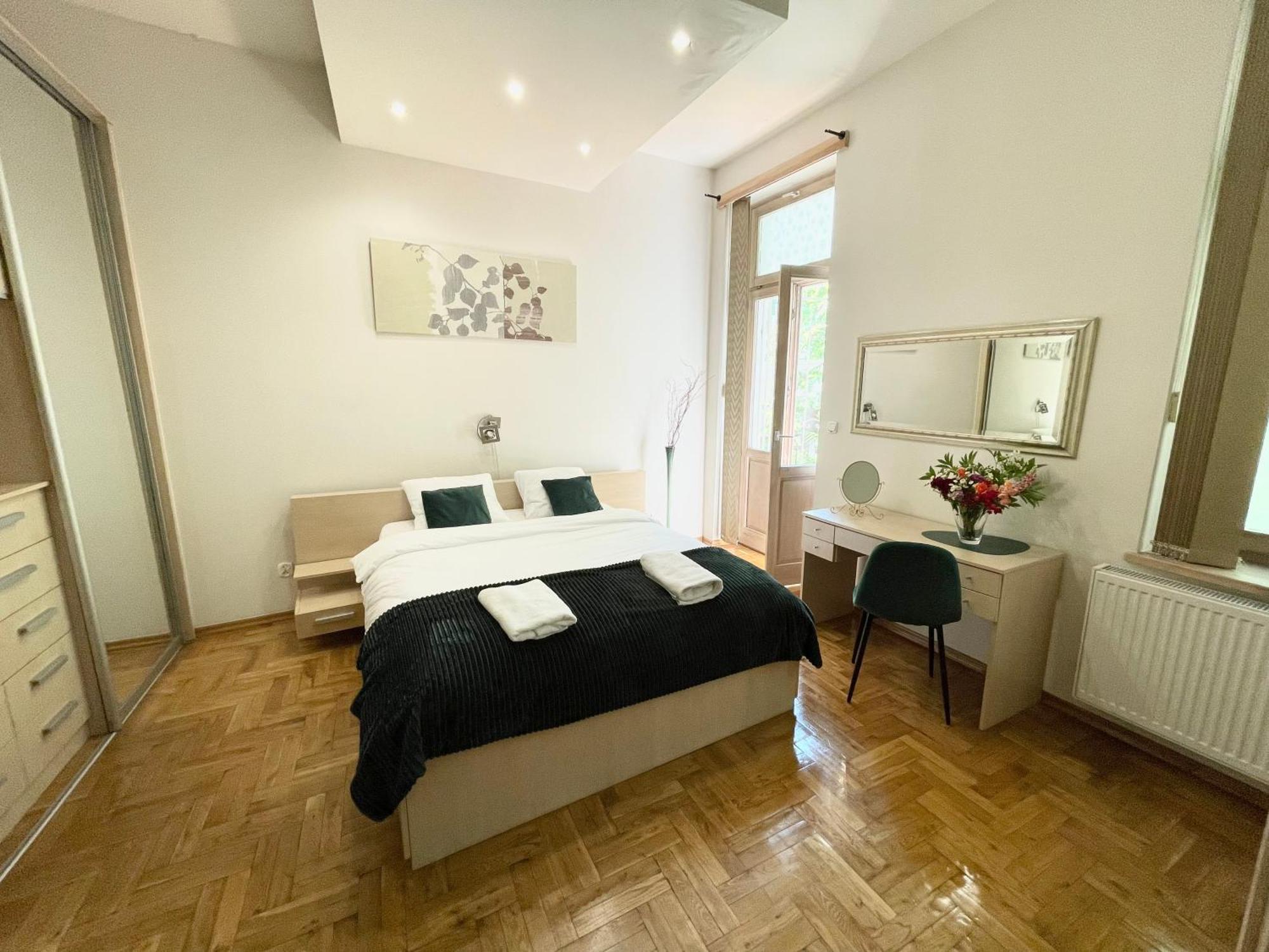 Apartment Marka 8